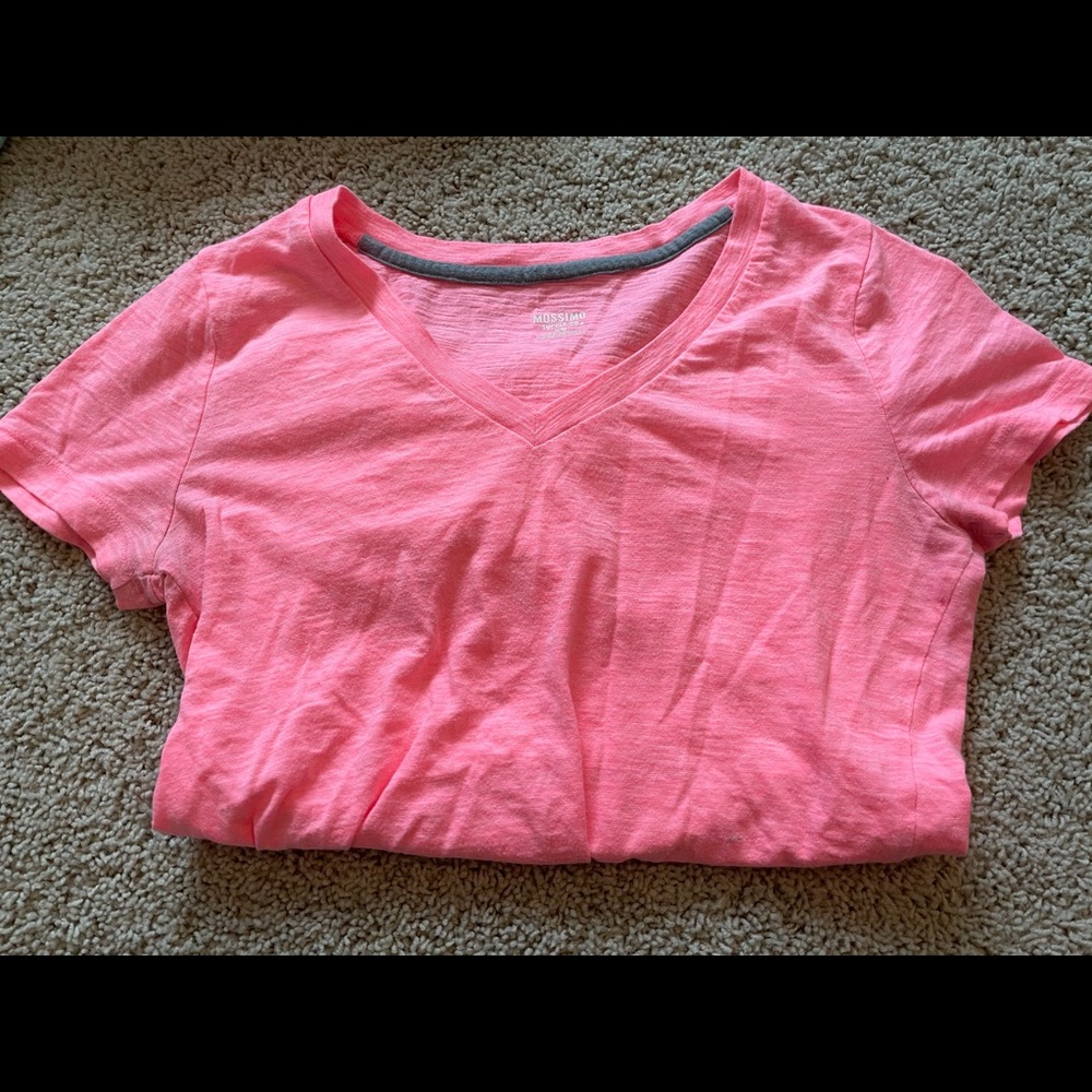 Mossimo t-shirt